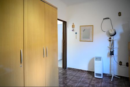 Casa à venda com 170m², 2 quartos e 6 vagasQuarto 1