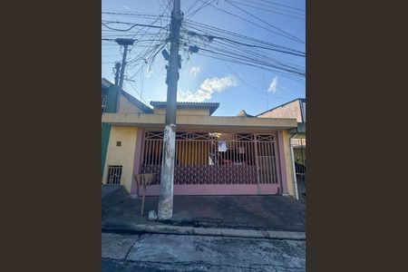 Casa à venda com 170m², 2 quartos e 6 vagasFachada