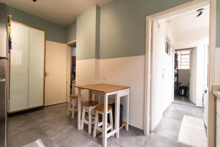 Apartamento para alugar com 94m², 3 quartos e sem vagaCozinha - Armários