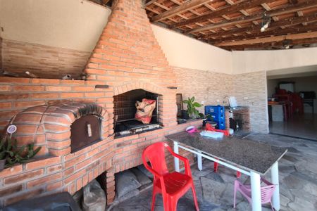 Casa à venda com 300m², 3 quartos e 1 vagaÁrea gourmet