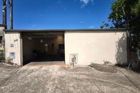 Casa à venda com 300m², 3 quartos e 1 vagaFachada