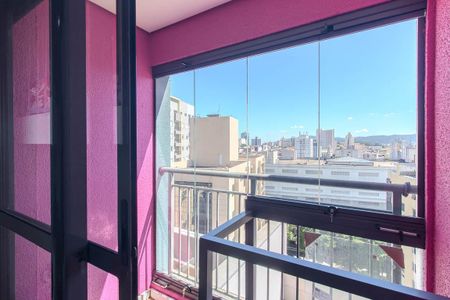 Apartamento à venda com 80m², 2 quartos e 1 vagaSacada do Quarto 2