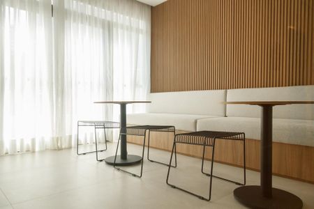 Apartamento à venda com 80m², 2 quartos e 1 vagaÁrea comum 