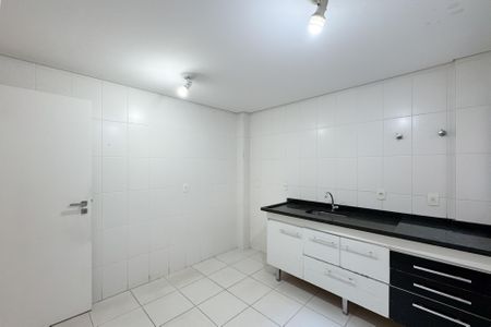 Apartamento para alugar com 78m², 2 quartos e 2 vagas Apartamento para alugar com 78m², 2 quartos e 2 vagasCozinha