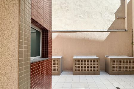 Apartamento para alugar com 78m², 2 quartos e 2 vagasVista - Suíte