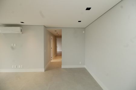 Apartamento para alugar com 78m², 2 quartos e 1 vagaSala