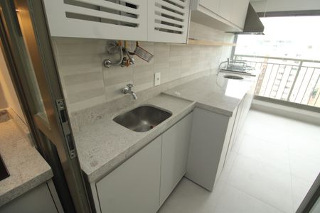 Apartamento para alugar com 78m², 2 quartos e 1 vagaÁrea de Serviço