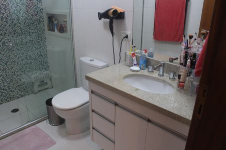 Apartamento à venda com 122m², 3 quartos e 4 vagasBanheiro da Suíte 3