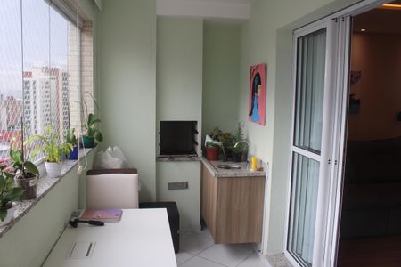 Apartamento à venda com 122m², 3 quartos e 4 vagasVaranda