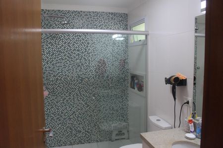 Apartamento à venda com 122m², 3 quartos e 4 vagasBanheiro da Suíte 3