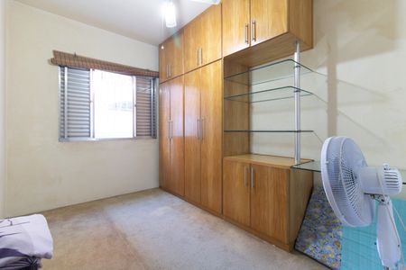 Casa à venda com 165m², 3 quartos e 2 vagas Casa à venda com 165m², 3 quartos e 2 vagasQuarto 3