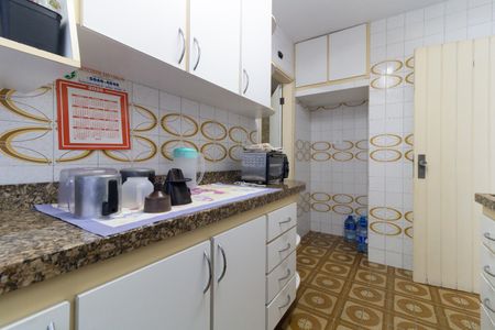 Casa à venda com 165m², 3 quartos e 2 vagas Casa à venda com 165m², 3 quartos e 2 vagasCozinha