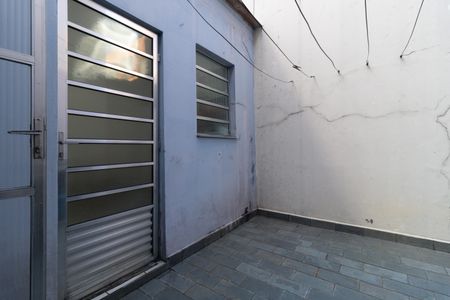 Casa à venda com 165m², 3 quartos e 2 vagas Casa à venda com 165m², 3 quartos e 2 vagasQuintal