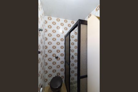 Casa à venda com 165m², 3 quartos e 2 vagas Casa à venda com 165m², 3 quartos e 2 vagasBanheiro Social