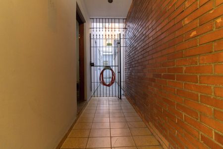 Casa à venda com 165m², 3 quartos e 2 vagas Casa à venda com 165m², 3 quartos e 2 vagasEntrada