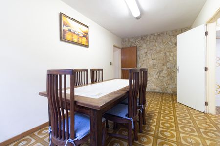 Casa à venda com 165m², 3 quartos e 2 vagas Casa à venda com 165m², 3 quartos e 2 vagasSala de Jantar