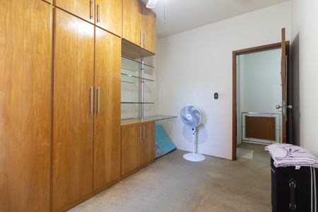 Casa à venda com 165m², 3 quartos e 2 vagas Casa à venda com 165m², 3 quartos e 2 vagasQuarto 3