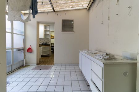 Casa à venda com 165m², 3 quartos e 2 vagas Casa à venda com 165m², 3 quartos e 2 vagasQuintal