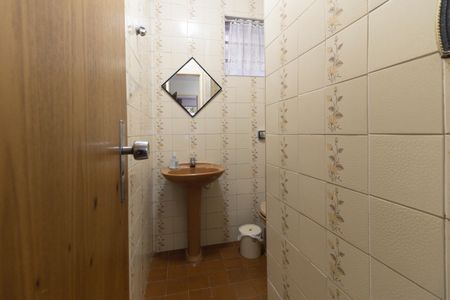 Casa à venda com 165m², 3 quartos e 2 vagas Casa à venda com 165m², 3 quartos e 2 vagasLavabo