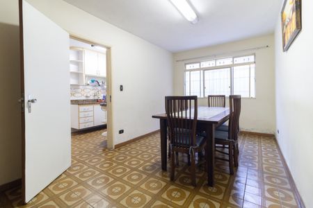 Casa à venda com 165m², 3 quartos e 2 vagas Casa à venda com 165m², 3 quartos e 2 vagasSala de Jantar