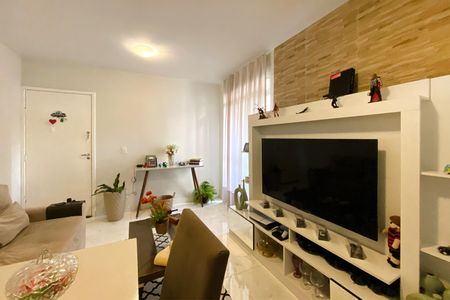 Apartamento à venda com 65m², 3 quartos e 1 vagaSala