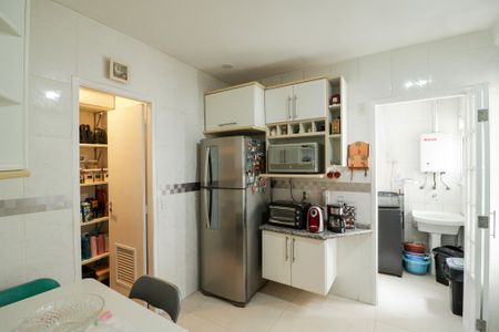 Apartamento à venda com 92m², 3 quartos e 2 vagas Apartamento à venda com 92m², 3 quartos e 2 vagasCozinha