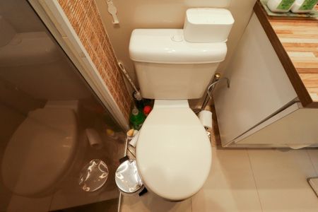 Apartamento à venda com 92m², 3 quartos e 2 vagas Apartamento à venda com 92m², 3 quartos e 2 vagasBanheiro da Suíte