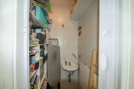 Apartamento à venda com 92m², 3 quartos e 2 vagas Apartamento à venda com 92m², 3 quartos e 2 vagas Área de Serviço e Banheiro de Serviço