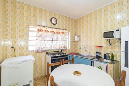 Casa à venda com 127m², 2 quartos e 1 vaga Casa à venda com 127m², 2 quartos e 1 vagaCozinha