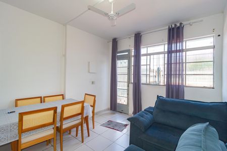 Sala de casa à venda com 2 quartos, 127m² em Jardim Analia Franco, São Paulo