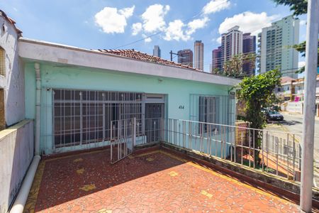 Casa à venda com 127m², 2 quartos e 1 vaga Casa à venda com 127m², 2 quartos e 1 vagaVaranda