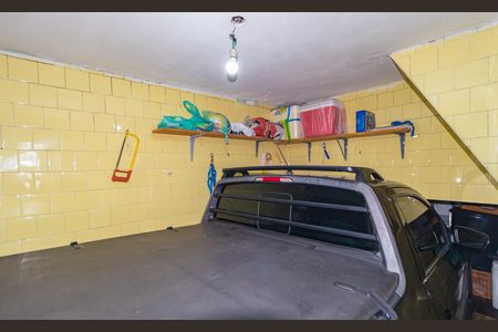 Casa à venda com 127m², 2 quartos e 1 vaga Casa à venda com 127m², 2 quartos e 1 vagaGaragem