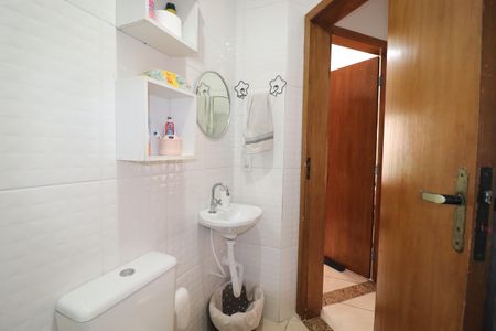 Apartamento à venda com 55m², 2 quartos e 1 vagaBanheiro 2