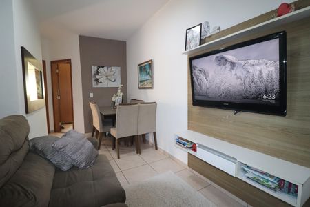 Sala de apartamento à venda com 2 quartos, 55m² em Vila Vitória, Santo André