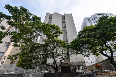 Apartamento à venda com 113m², 4 quartos e 2 vagasFachada
