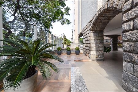 Apartamento à venda com 113m², 4 quartos e 2 vagasEntrada