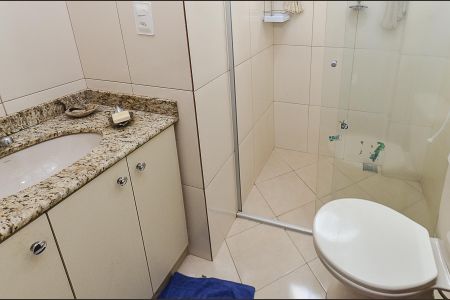 Apartamento à venda com 113m², 4 quartos e 2 vagasBanheiro Social