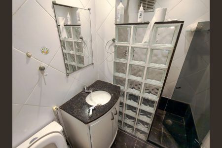 Apartamento para alugar com 65m², 2 quartos e 1 vagaBanheiro da Suíte