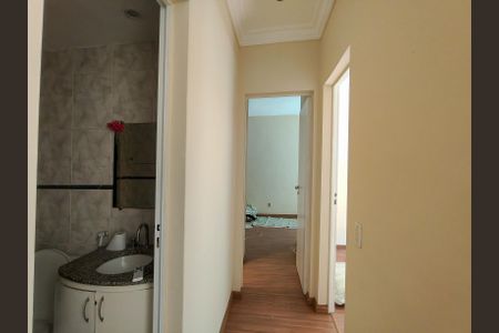 Apartamento para alugar com 65m², 2 quartos e 1 vagaCorredor