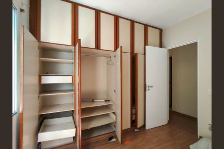 Apartamento para alugar com 65m², 2 quartos e 1 vagaQuarto