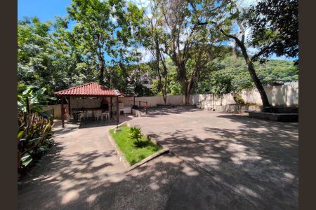 Apartamento para alugar com 65m², 2 quartos e 1 vagaÁrea comum - Churrasqueira