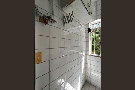 Apartamento para alugar com 65m², 2 quartos e 1 vagaÁrea de Serviço