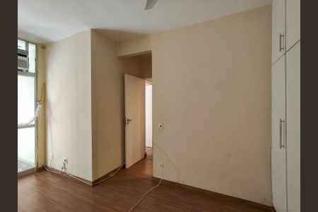 Apartamento para alugar com 65m², 2 quartos e 1 vagaSuíte