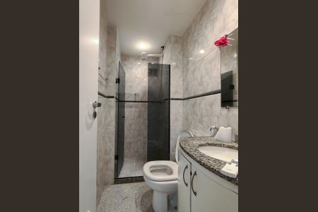 Apartamento para alugar com 65m², 2 quartos e 1 vagaBanheiro Corredor