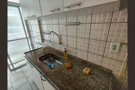 Apartamento para alugar com 65m², 2 quartos e 1 vagaCozinha