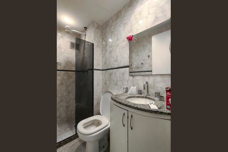 Apartamento para alugar com 65m², 2 quartos e 1 vagaBanheiro Corredor