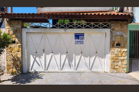 Casa à venda com 120m², 3 quartos e 1 vagaFachada