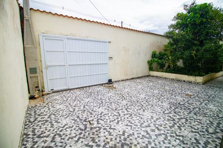 Garagem de casa para alugar com 2 quartos, 172m² em Princesa, Praia Grande