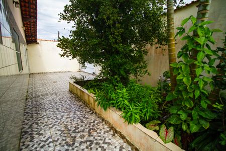 Casa para alugar com 172m², 2 quartos e 3 vagasQuintal