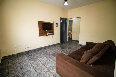 Casa para alugar com 172m², 2 quartos e 3 vagasSala